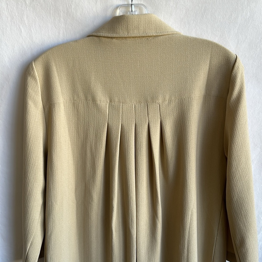 Draper’s & Damon’s long tan jacket with large button front, size M - Picture 6 of 10